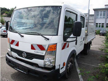 Camion plateau NISSAN