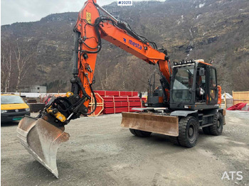 Chargeuse sur pneus DOOSAN DX165W