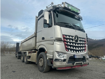 Camion benne MERCEDES-BENZ Arocs 2658