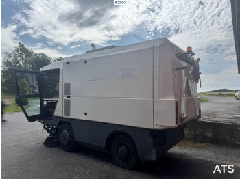 Balayeuse de voirie Ravo 540: photos 4 Balayeuse de voirie Ravo 540: photos 4