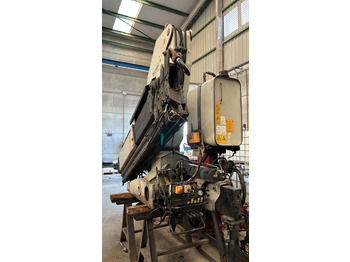 Grue auxiliaire PM