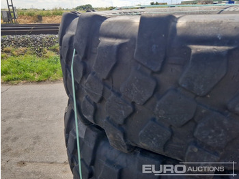Pneu Michelin 415/80 R 685TR Tyres (3 of): photos 5