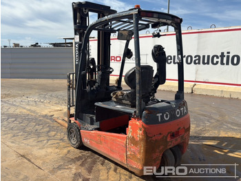 Chariot élévateur électrique 2015 Toyota 8FBET18: photos 3