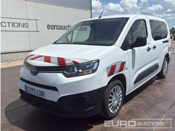 Véhicule utilitaire TOYOTA Proace