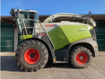 Matériel de récolte CLAAS Jaguar 950