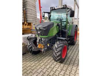 Tracteur agricole FENDT 211 P Vario