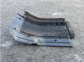 Carrosserie et extérieur pour Camion SCANIA MUDGUARD LEFT: photos 2