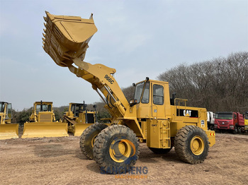 Chargeuse sur pneus CATERPILLAR 966C