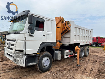 Camion grue SINOTRUK HOWO
