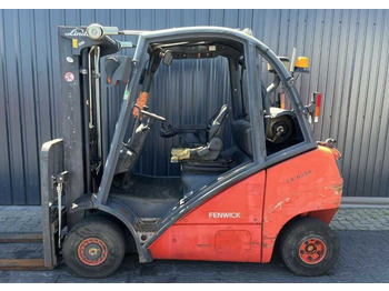 Chariot élévateur à gaz Linde H25T: photos 2