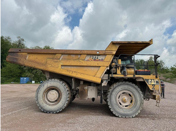 Tombereau rigide Caterpillar 771D: photos 5