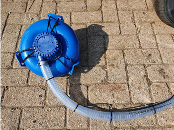 Matériel d'élevage neuf Zonnedrinkbak 900 L grootvee: photos 4