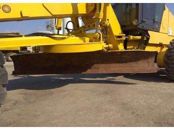 Niveleuse YTO PY 165CA: photos 1