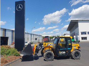 Chariot télescopique JCB