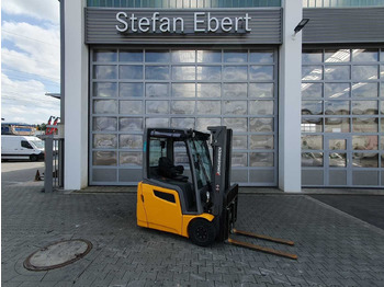Crédit-bail de  Jungheinrich EFG 215 / Triplex: 4.25m! / nur 3.439h! / 2022 Jungheinrich EFG 215 / Triplex: 4.25m! / nur 3.439h! / 2022: photos 1