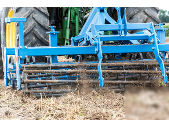 Bineuse Inter-Tech cultivating and sowing unit 2.7m BAU01: photos 4 Bineuse Inter-Tech cultivating and sowing unit 2.7m BAU01: photos 4