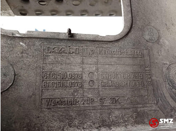 Pare-chocs pour Camion MAN Occ onderrijbeveiliging + cabineopstap L/R MAN: photos 5