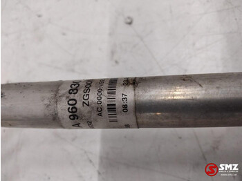 Système de refroidissement pour Camion Mercedes-Benz Occ aircoleiding Mercedes Actros MP4 A9608305917: photos 3 Système de refroidissement pour Camion Mercedes-Benz Occ aircoleiding Mercedes Actros MP4 A9608305917: photos 3