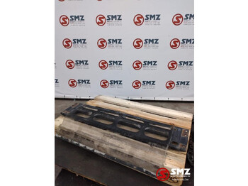 Calandre pour Camion Volvo Occ binnenframe grille Volvo FH 20541198: photos 2 Calandre pour Camion Volvo Occ binnenframe grille Volvo FH 20541198: photos 2