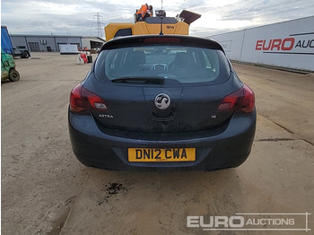 Voiture 2012 Vauxhall Astra: photos 4