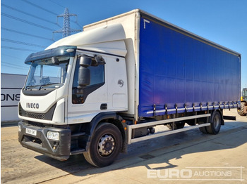 Camion à rideaux coulissants IVECO