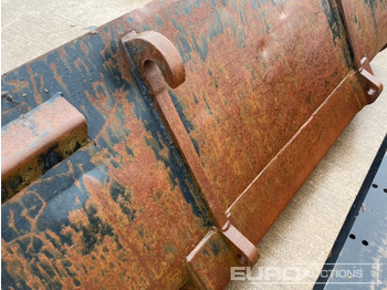 Godet 90" Front Loading Bucket to suit JCB Telehandler: photos 4 Godet 90" Front Loading Bucket to suit JCB Telehandler: photos 4