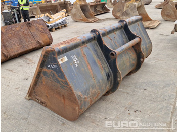 Godet 94" Loading Bucket to suit Telehandler: photos 3