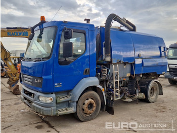 Balayeuse de voirie DAF LF 55