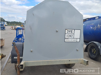 Cuve de stockage Main 2000 Litre Single Axle Bunded Fuel Bowser, Electric Pump: photos 4