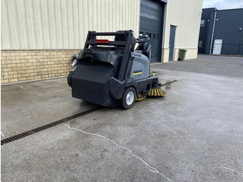 Balayeuse de voirie Kärcher KM 105/110 R Bp, Veegmachine, hoogkieper: photos 2 Balayeuse de voirie Kärcher KM 105/110 R Bp, Veegmachine, hoogkieper: photos 2