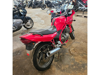 Motocyclette Yamaha XJ600 Diversion: photos 5