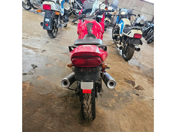 Motocyclette Yamaha XJ600 Diversion: photos 4