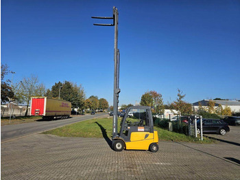 Chariot élévateur électrique JUNGHEINRICH EFG