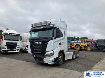 Tracteur routier IVECO S-WAY
