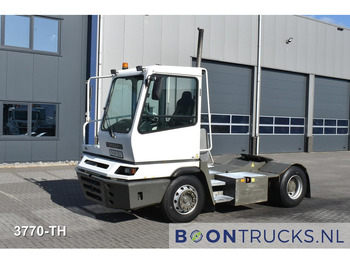 Tracteur portuaire TERBERG