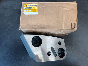 Engins de chantier CATERPILLAR