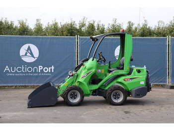 Chargeuse sur pneus AVANT