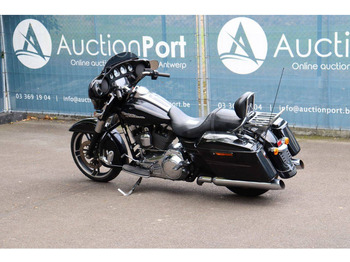 Motocyclette Harley-Davidson Street Glide: photos 3 Motocyclette Harley-Davidson Street Glide: photos 3