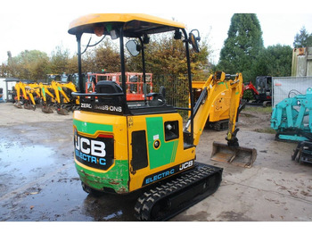 Mini pelle JCB 19C-1E: photos 5