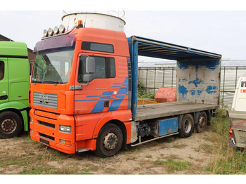 Camion plateau