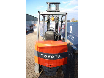 Chariot élévateur électrique Toyota 7FBMF30: photos 4