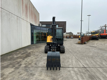 Pelle sur chenille Volvo EC55D: photos 2