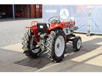 Tracteur agricole Yanmar YM2210BD: photos 5 Tracteur agricole Yanmar YM2210BD: photos 5