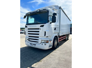 Camion à rideaux coulissants SCANIA