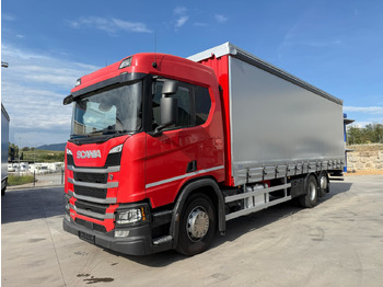 Camion à rideaux coulissants SCANIA R 450