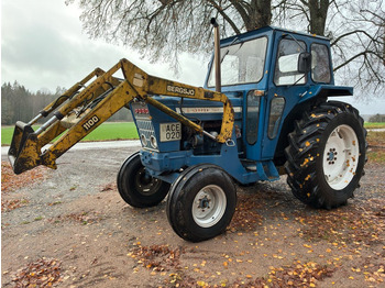 Tracteur agricole FORD