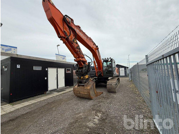 Pelle sur chenille HITACHI ZX300LC-6