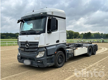 Camion ampliroll MERCEDES-BENZ Actros