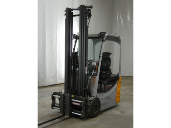 Chariot élévateur électrique STILL RX50