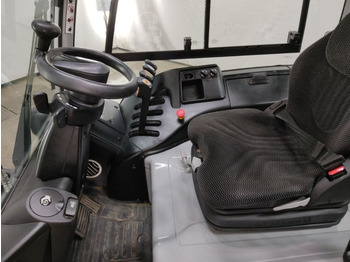 Chariot élévateur électrique STILL RX60-40: photos 3 Chariot élévateur électrique STILL RX60-40: photos 3